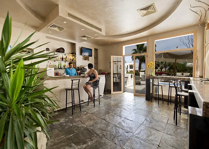 Amphoras Blu Ultra (adults Only) 4*